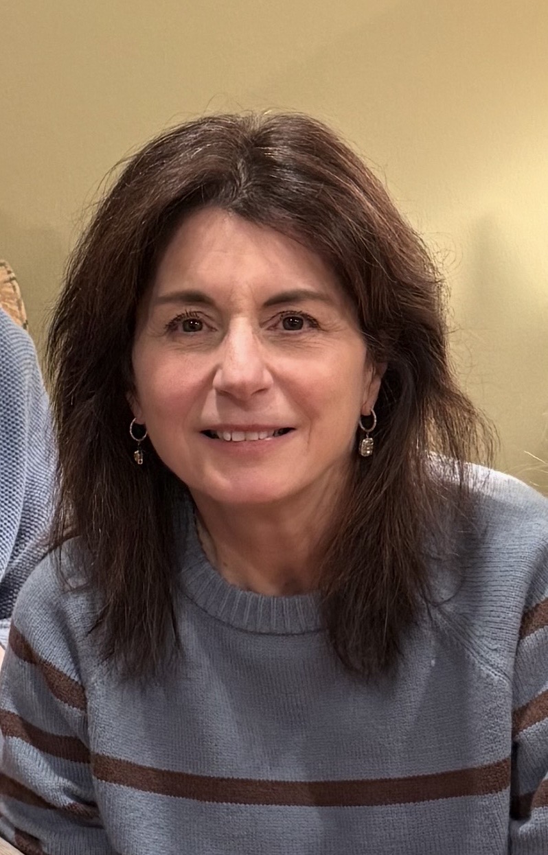 Portrait of Sharyn Kohen in the studio